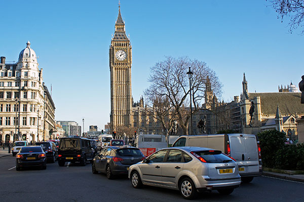 Londres abre la primera zona de emisiones ultra bajas del mundo